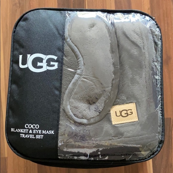 UGG Bedding Ugg Coco 2piece Travel Set In Charcoal Poshmark